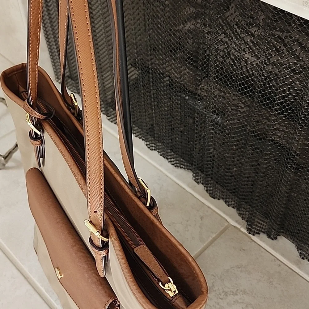 🌟❤️‍🔥 MICHAEL KORS East West TOTE BAG ❤️‍🔥🌟